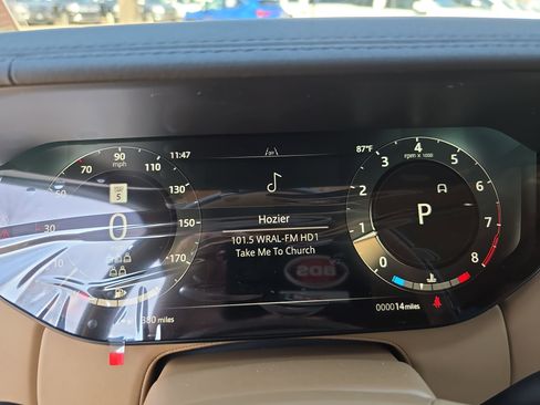 New 2026 Land Rover Range Rover Long Wheelbase SE image 19