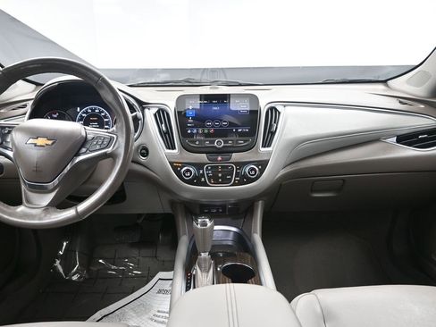 Used 2019 Chevrolet Malibu Premier image 29