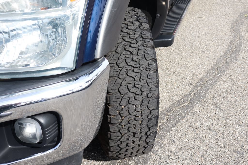 Used 2011 Ford F250 Lariat w/ Lariat Interior Pkg AWD/4WD image 52