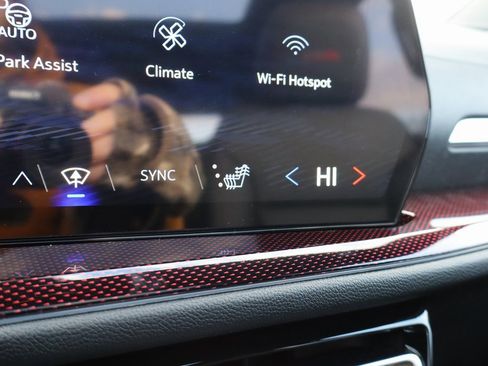 New 2026 Chevrolet Traverse Z71 image 13