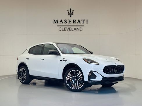 New 2025 Maserati Grecale Folgore image 1