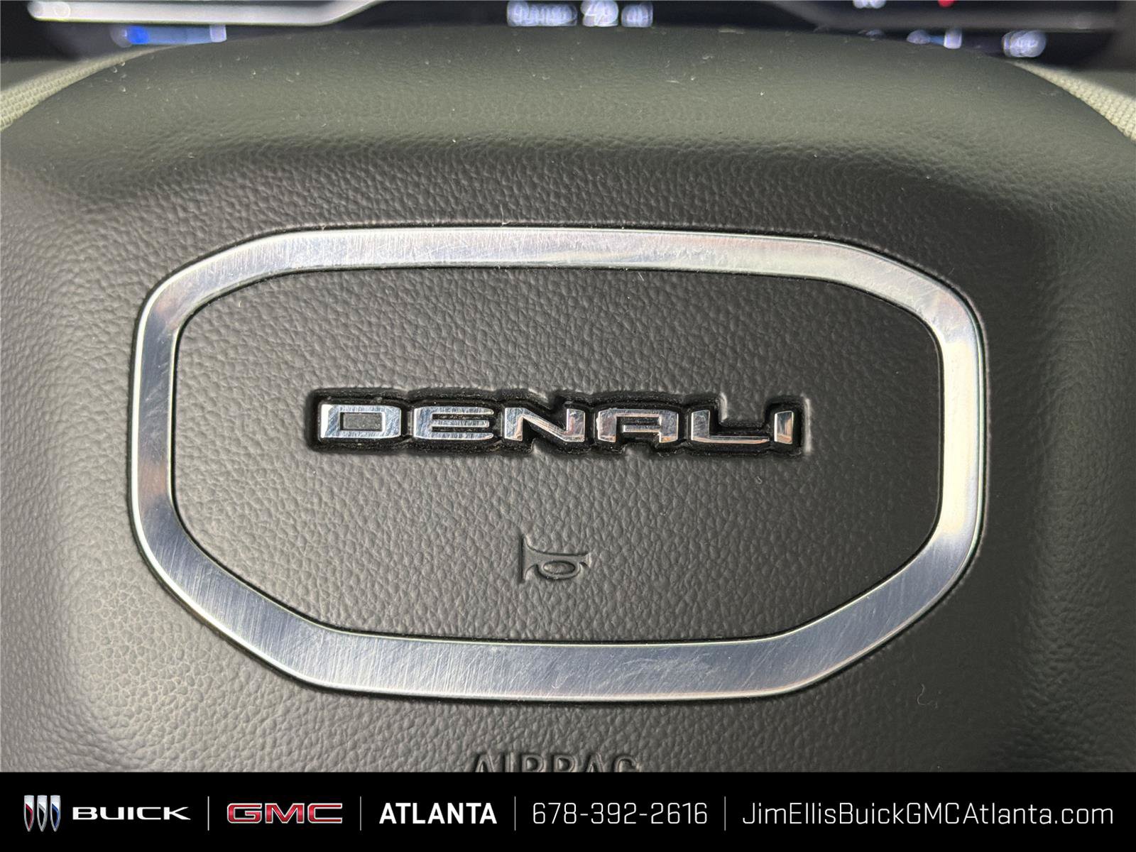 Used 2024 GMC Yukon XL Denali RWD image 26