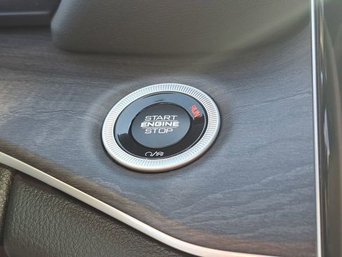 New 2025 Jeep Grand Cherokee Limited image 22