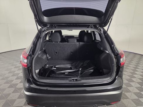 Used 2022 Nissan Rogue Sport S FWD image 27