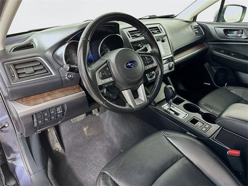 Used 2017 Subaru Outback 2.5i Limited image 19
