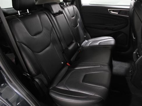 Certified 2022 Ford Edge Titanium image 18