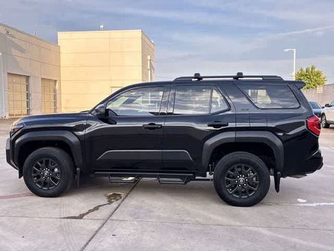 Used 2025 Toyota 4Runner SR5 RWD image 3