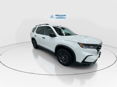 Certified 2025 Honda Pilot TrailSport