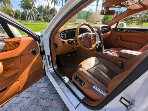 Used 2013 Bentley Flying Spur Flying Spur image 5