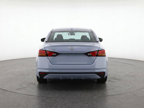 Used 2025 Nissan Altima 2.5 SR FWD image 7