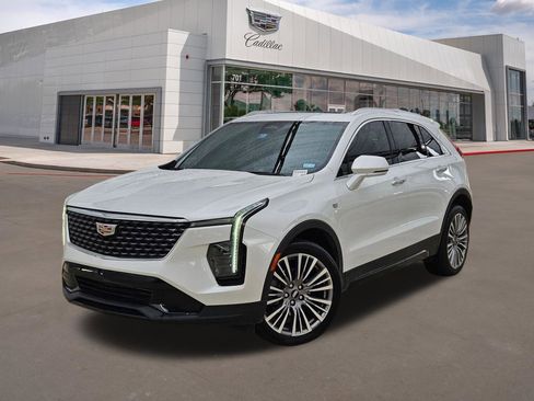 Used 2024 Cadillac XT4 Premium Luxury FWD image 1