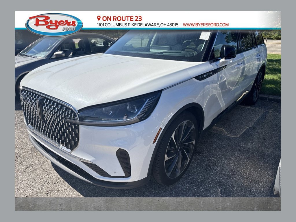Used 2025 Lincoln Aviator Reserve w/ Equipment Group 201A AWD/4WD image 1