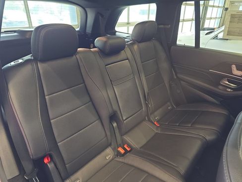 Used 2020 Mercedes-Benz GLS 450 4MATIC image 12