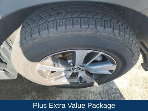 Used 2018 Toyota RAV4 Adventure image 3