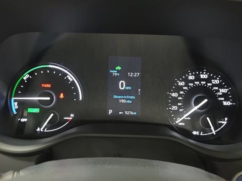 Used 2024 Toyota Sienna XLE FWD image 15
