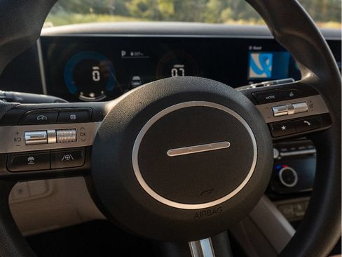 Used 2025 Hyundai Tucson SEL FWD image 31
