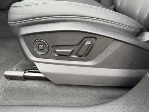 New 2026 Audi Q8 Premium Plus image 11