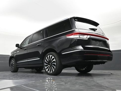 Used 2024 Lincoln Navigator L Black Label AWD/4WD image 23