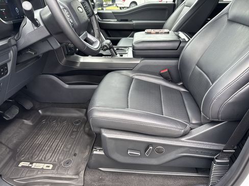 Used 2025 Ford F150 Lariat w/ Equipment Group 502A High AWD/4WD image 9