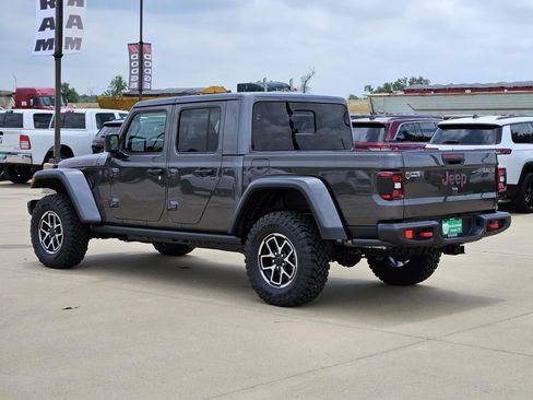 New 2025 Jeep Gladiator Rubicon image 3