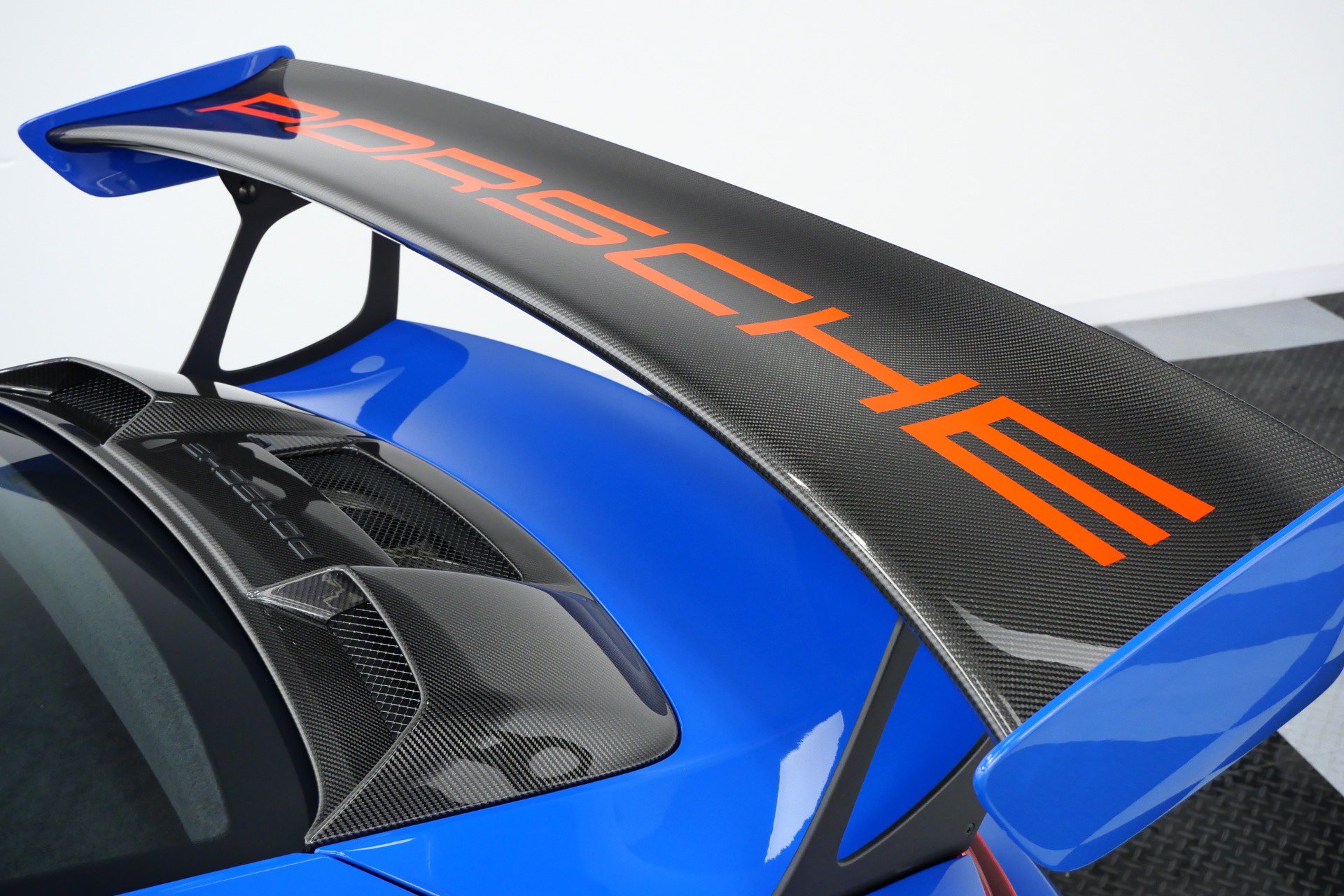Used 2019 Porsche 911 GT2 RS RWD image 62