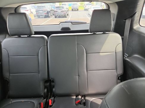 Used 2018 Chevrolet Traverse Premier w/ LPO, Floor Liner Package AWD/4WD image 6