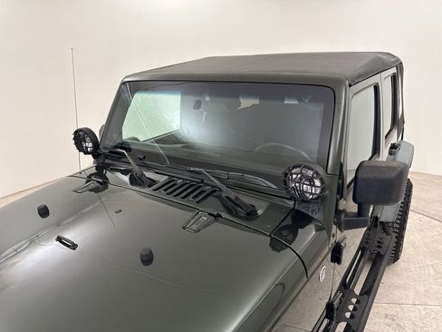 Used 2011 Jeep Wrangler Unlimited Sport image 16