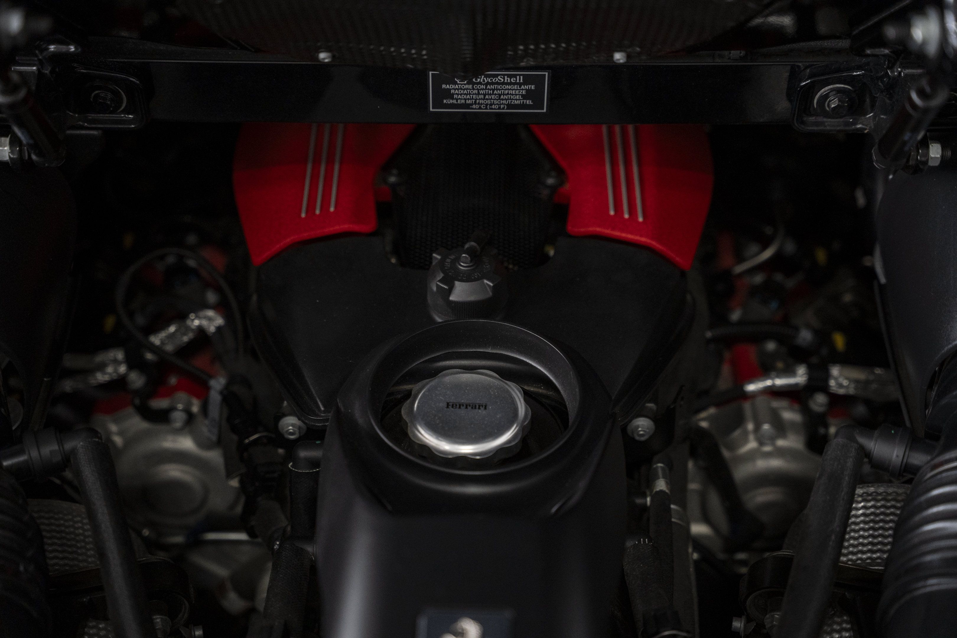 Used 2018 Ferrari 488 Spider RWD image 47