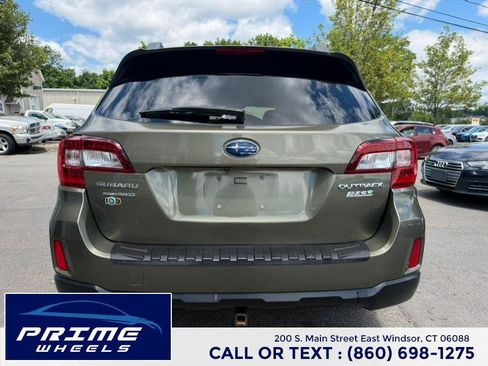 Used 2015 Subaru Outback 2.5i Limited AWD/4WD image 6