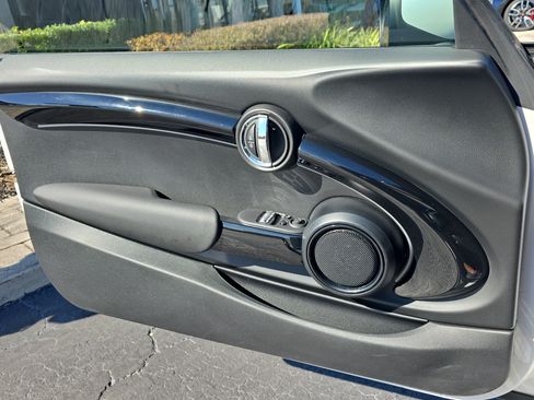 Used 2023 MINI Cooper S image 11