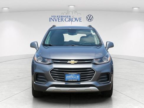 Used 2019 Chevrolet Trax LT w/ LT Convenience Package AWD/4WD image 2