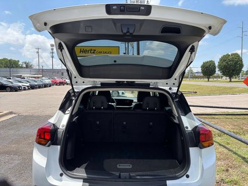 Used 2025 Buick Encore GX Preferred FWD image 30
