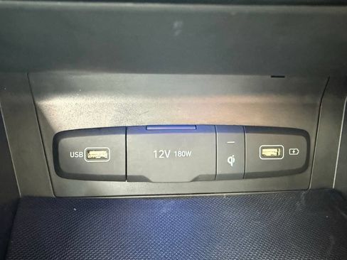 Certified 2022 Hyundai Tucson Limited AWD/4WD image 29