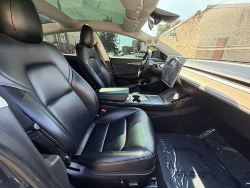 Used 2022 Tesla Model 3 Long Range AWD/4WD image 24