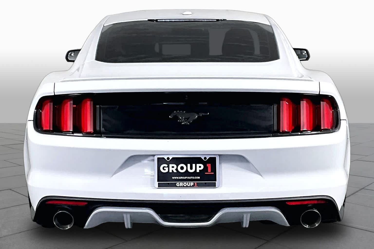 Used 2015 Ford Mustang Premium RWD image 5