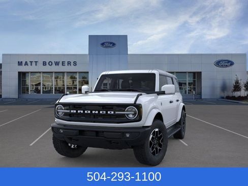 New 2026 Ford Bronco Outer Banks AWD/4WD image 3
