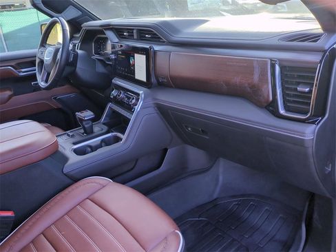 Used 2023 GMC Sierra 1500 Denali Ultimate image 30