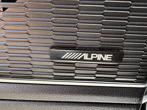 Used 2022 Jeep Grand Cherokee Trailhawk AWD/4WD image 17