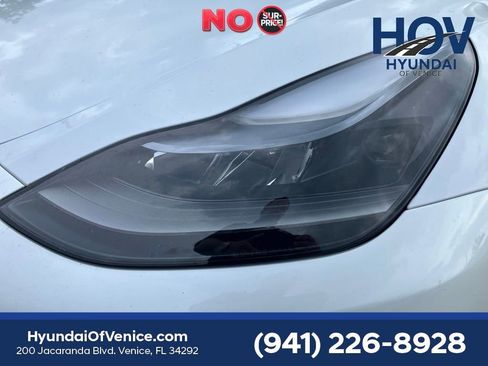 Used 2024 Tesla Model Y Long Range AWD/4WD image 7