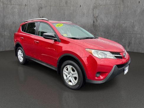 Used 2015 Toyota RAV4 LE AWD/4WD image 7