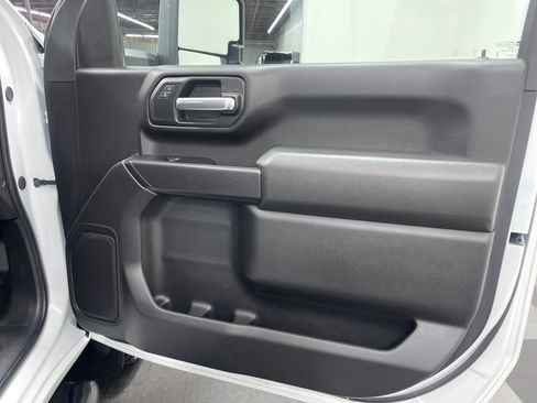 Used 2025 Chevrolet Silverado 2500 W/T w/ WT Convenience Package image 11