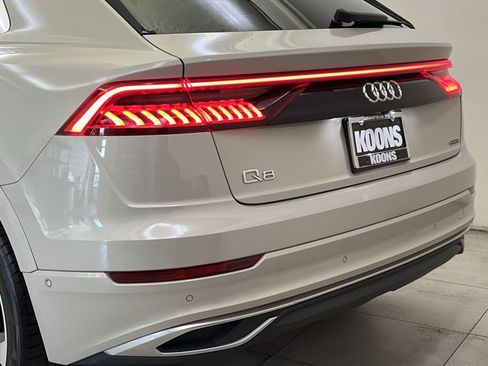 Used 2020 Audi Q8 Premium Plus AWD/4WD image 30