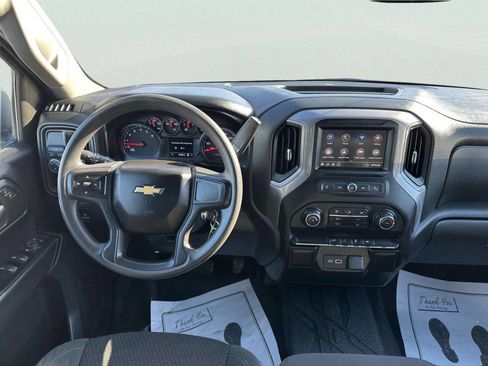 Used 2021 Chevrolet Silverado 1500 Custom image 19