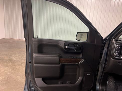 Used 2020 GMC Sierra 1500 Elevation w/ Elevation Value Package AWD/4WD image 14