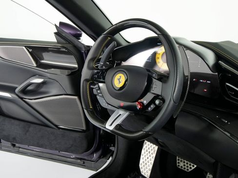 Used 2025 Ferrari Purosangue AWD/4WD image 26