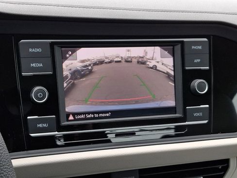 Certified 2023 Volkswagen Jetta S image 17