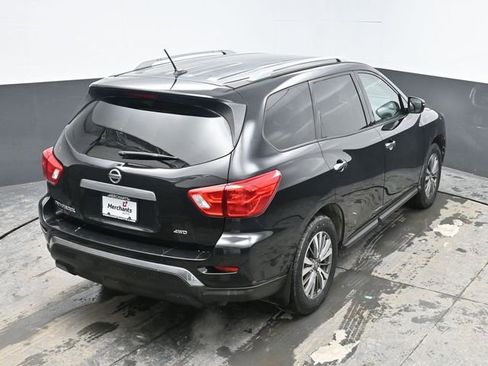 Used 2018 Nissan Pathfinder S image 27