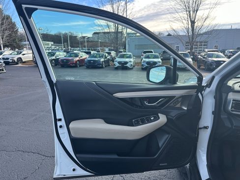 Certified 2023 Subaru Outback Limited image 16