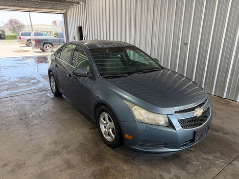 Used 2012 Chevrolet Cruze LT FWD image 4