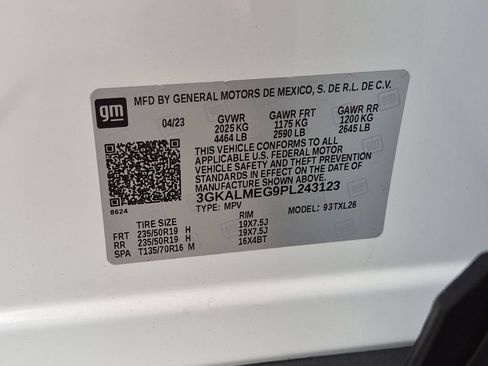 Used 2023 GMC Terrain SLE w/ Driver Convenience Package FWD image 27